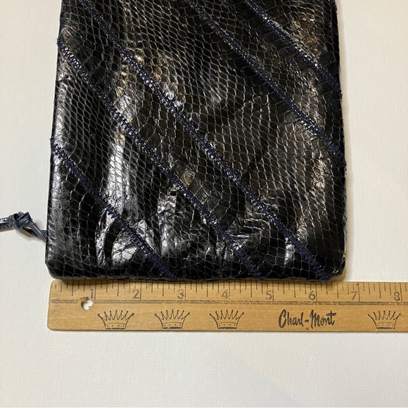 Vintage 80s 90s Navy Snakeskin Clutch - Picture 5 of 6